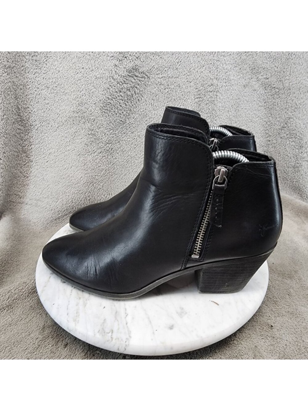 Frye Shoes Womens Size 9 Black Leather Judith Side Zip Ankle Booties *Read*